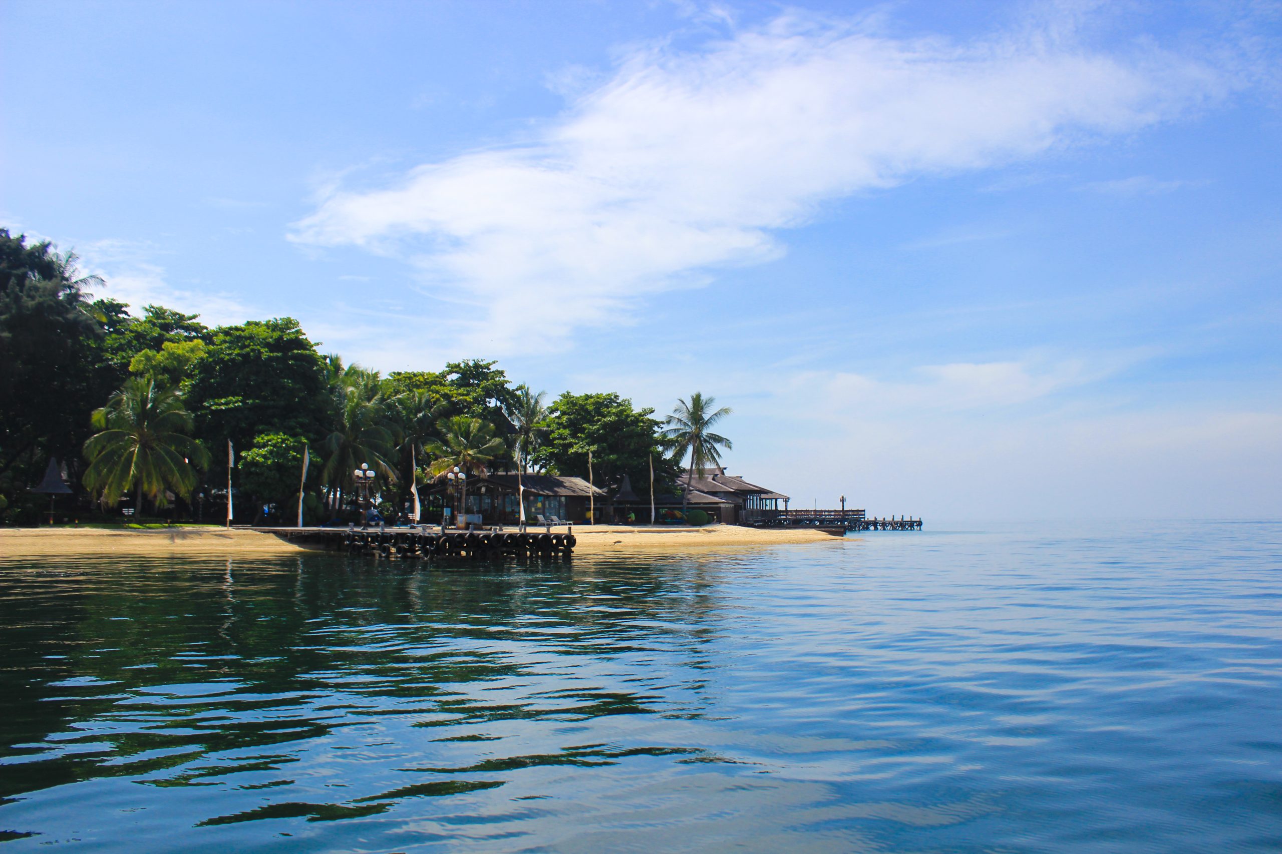 Pantai di Kepulauan Seribu