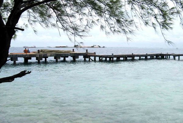 Dermaga Pulau Pramuka