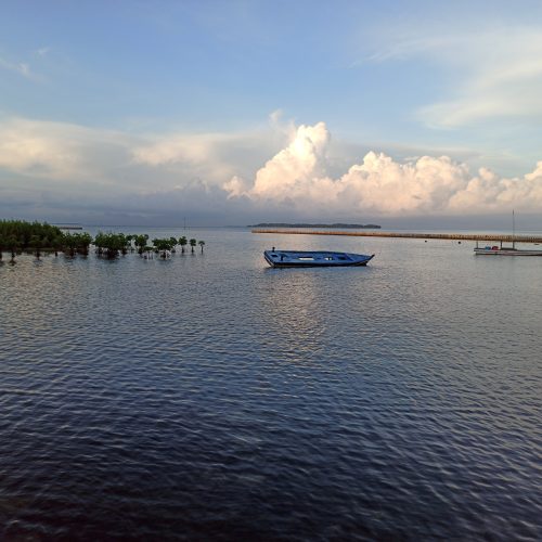 Perahu di Perairan Pulau Pramuka